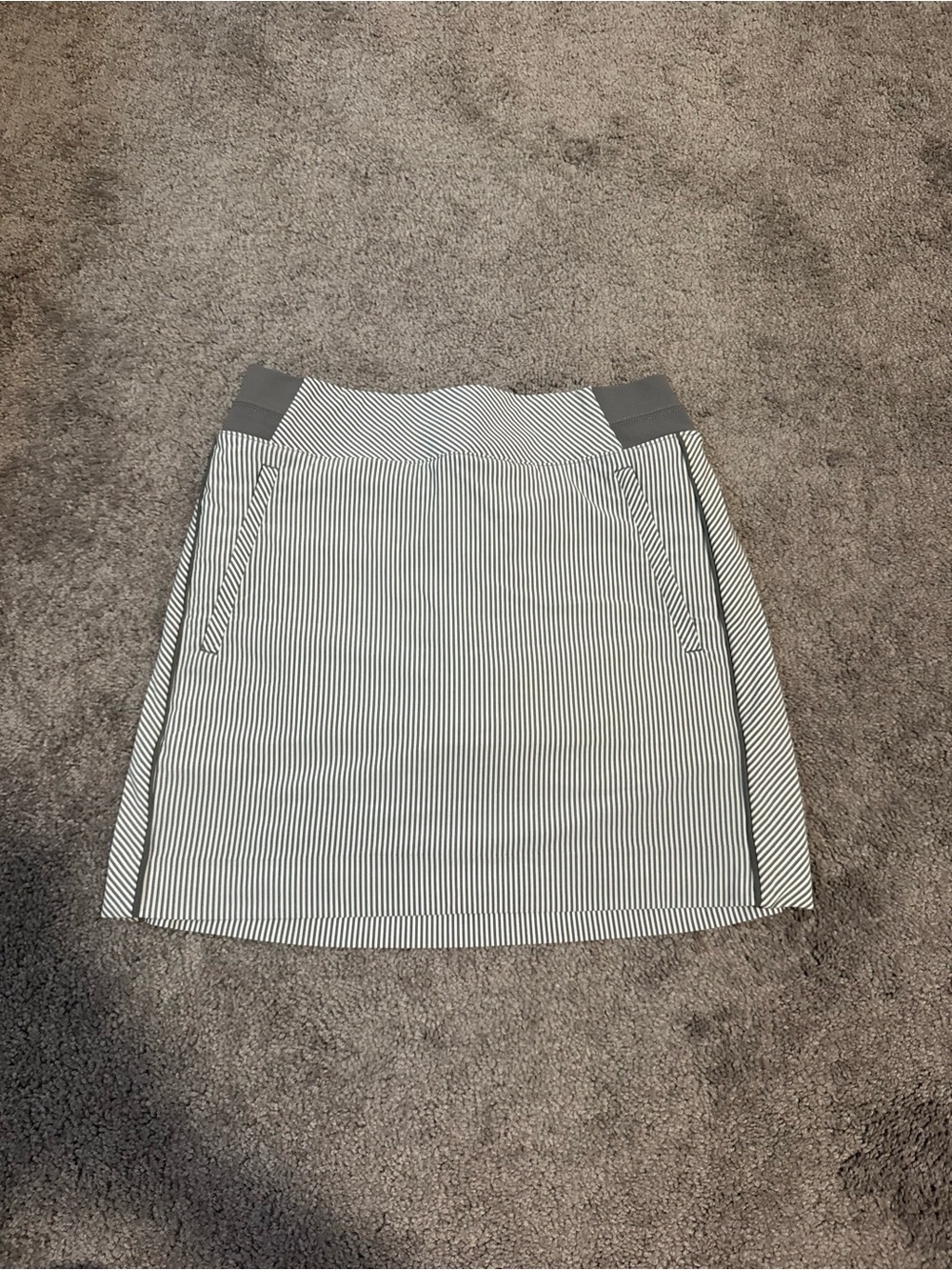 Athleta Grey & White Striped Mini Skirt